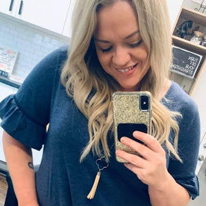 Meet your Posher, Kendra